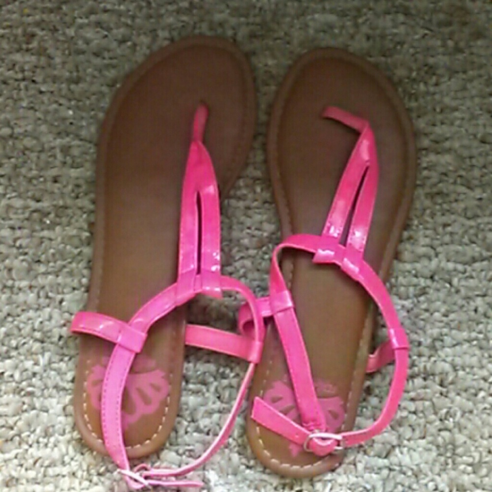 Pink sandels